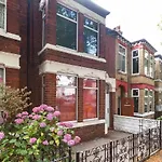 The Miracle Spacious 2 Bedroom 3 Beds Central Hull