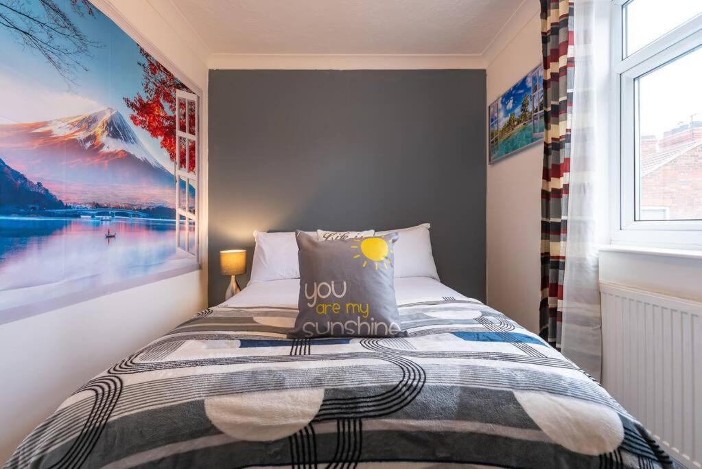 The Miracle Spacious 2 Bedroom 3 Beds Hull Apartment *