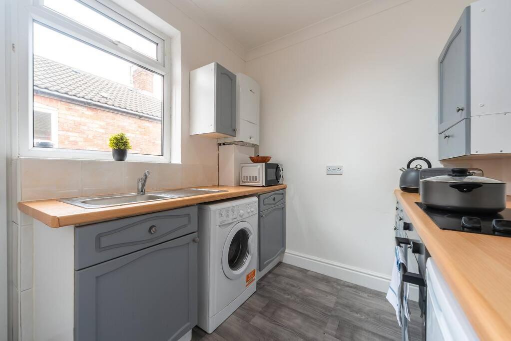 The Miracle Spacious 2 Bedroom 3 Beds Hull *