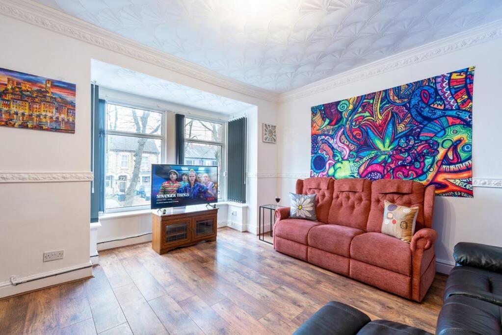 The Miracle Spacious 2 Bedroom 3 Beds Hull Apartment