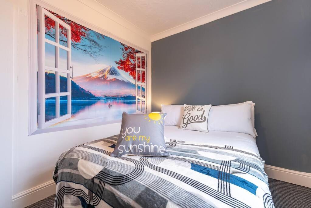 The Miracle Spacious 2 Bedroom 3 Beds Hull Apartment *